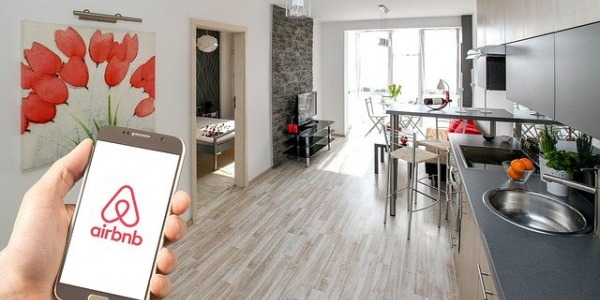 Ενοικίαση του σπιτιού σας μέσω Airbnb